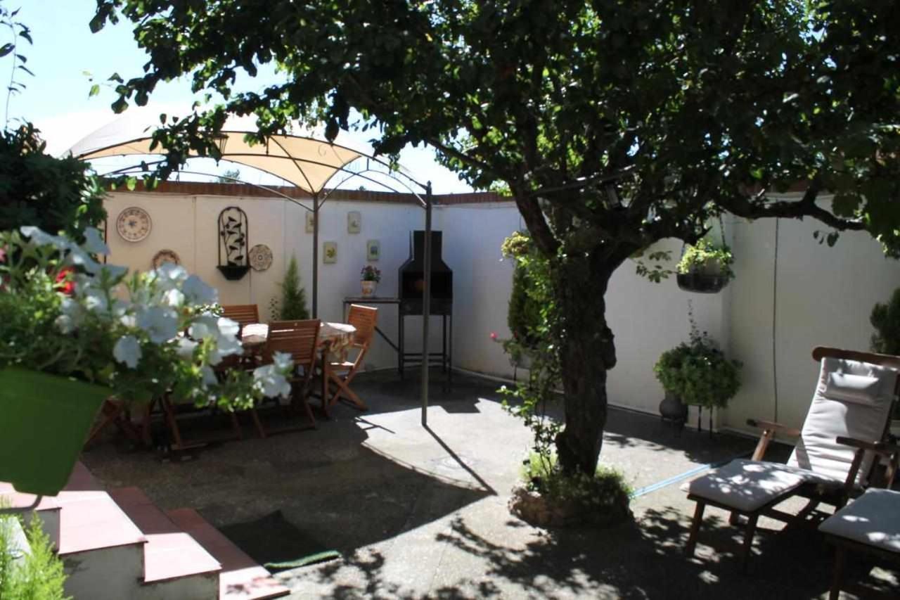 Alojamiento La Olmedana Olmedo Exterior photo
